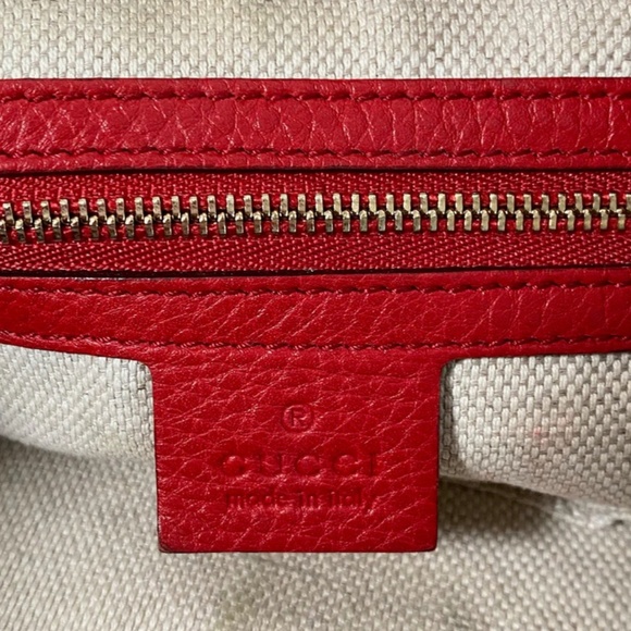 Gucci Pebbled Calfskin Medium Soho Hobo Red - Picture 7 of 11